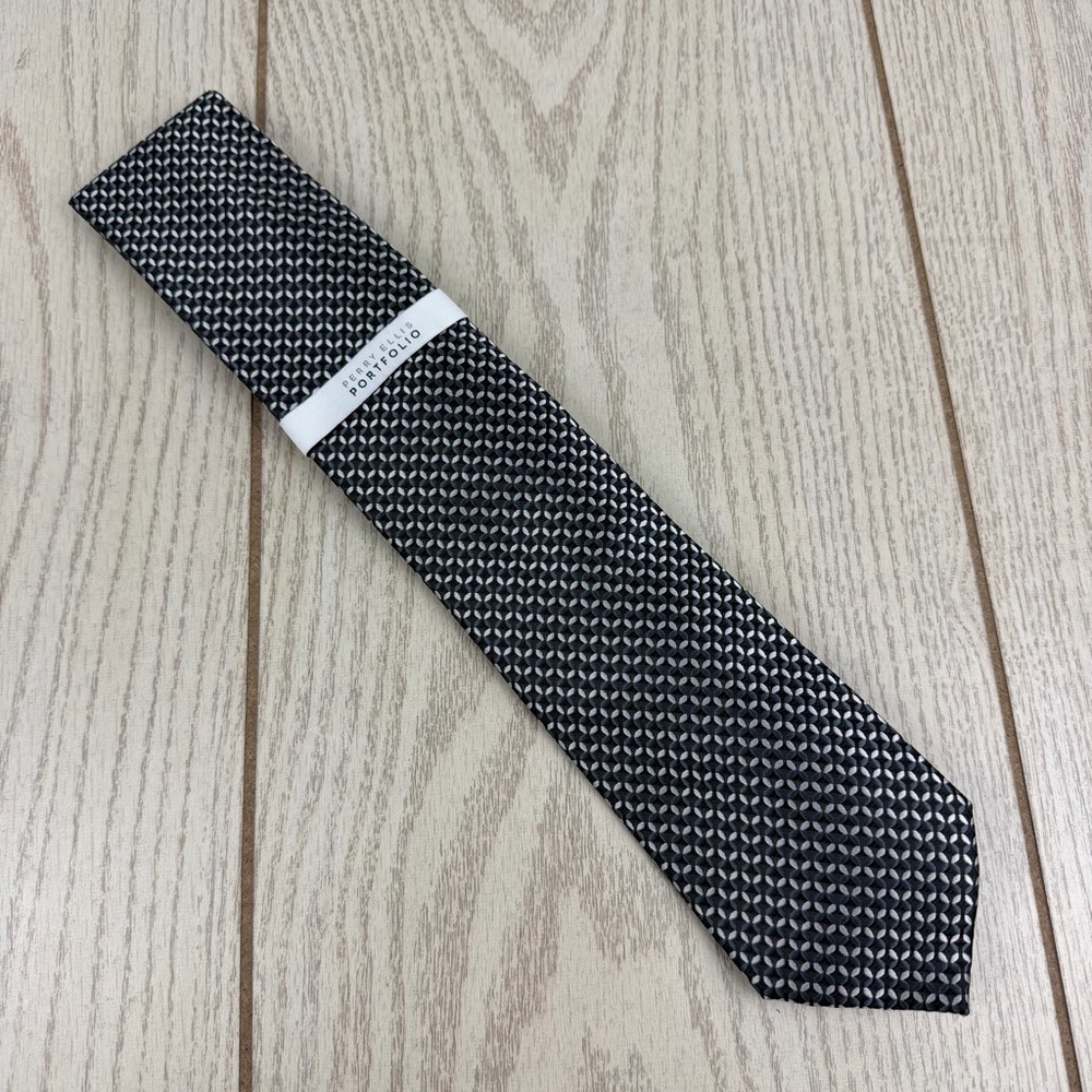 755 Perry Ellis Portfolio Men's Tie Haine Mini 001 Black $55 Polyester